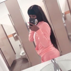 Meet your Posher, Tenille